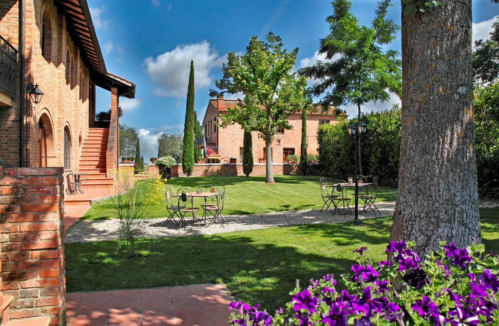Hotel Borgo Tre Rose à Valiano Extérieur photo